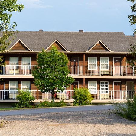 Notre-Dame-de-la-Salette Auberge Royal Papineau المظهر الخارجي الصورة